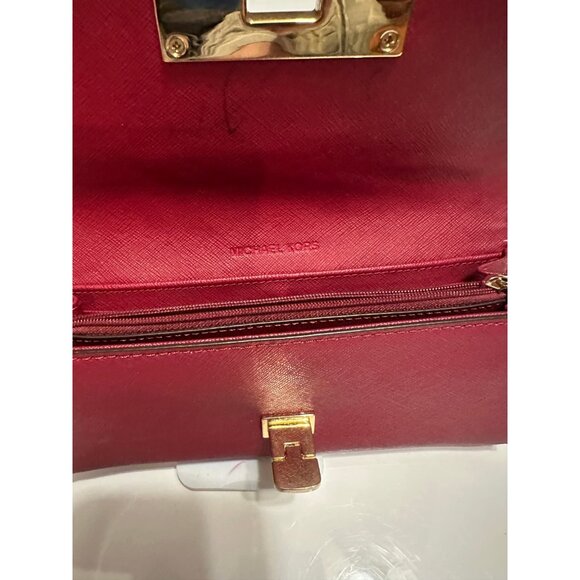 Michael Kors Callie Cherry Carryall Wallet - Picture 7 of 13